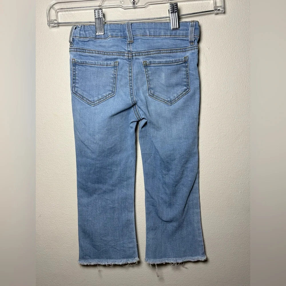 OshKosh B’gosh Toddler Girl Light Blue Flare Jeans Raw Hem Size 4T